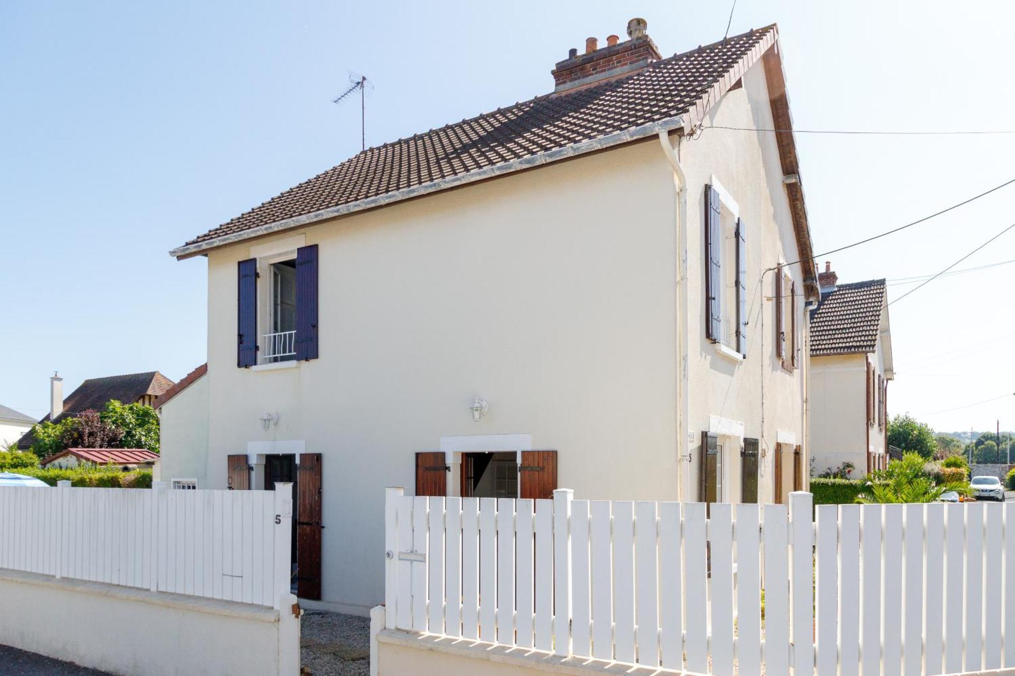 La Maison Cabourgeaise Proche Mer מראה חיצוני תמונה